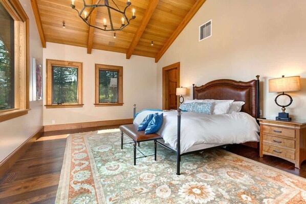 6 bedrooms, iron/ironing board, free WiFi, bed sheets