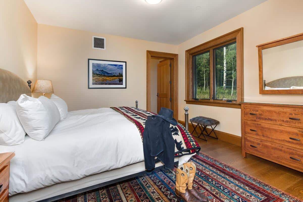 6 chambres, fer et planche à repasser, Wi-Fi gratuit, draps fournis
