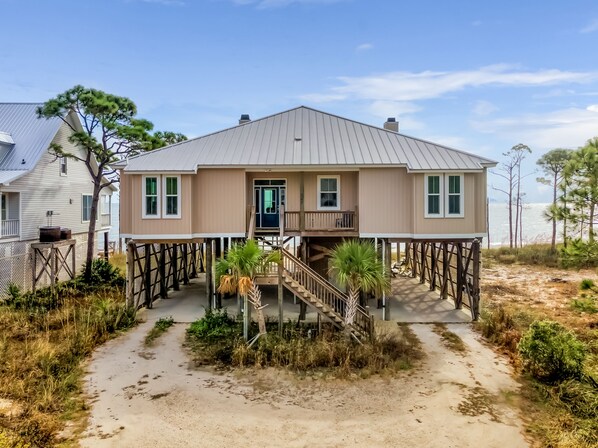 Exterior - Bonnie Blue | Gulf Front in gated community. Open 8/1 (Dauphin Island)