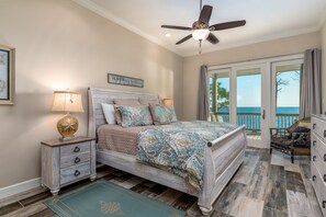 4 bedrooms, free WiFi, bed sheets - Bonnie Blue | Gulf Front in gated community. Open 8/1 (Dauphin Island)
