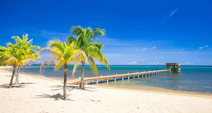 Paradise! Luxury Condo w/Rooftop Pool in Premier Community