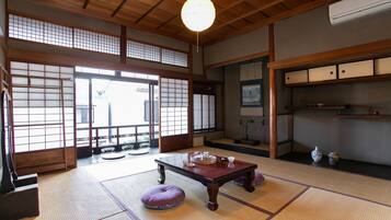 2F Premium Twin Room, Non Smoking (Restrooms are only on the 1st floor) | Desk, blackout drapes, free WiFi