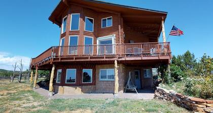 Juniper Ridge 5 BR Family Cabin