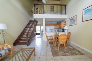 Interior - Hale Lilly, Legal short term Rental. Price drop open dates December! (Kahuku)