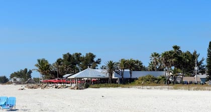 Modern ausgestattetes Haus mit beheizbarem Pool in West Bradenton