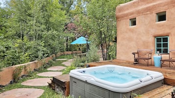 Bañera de hidromasaje exterior