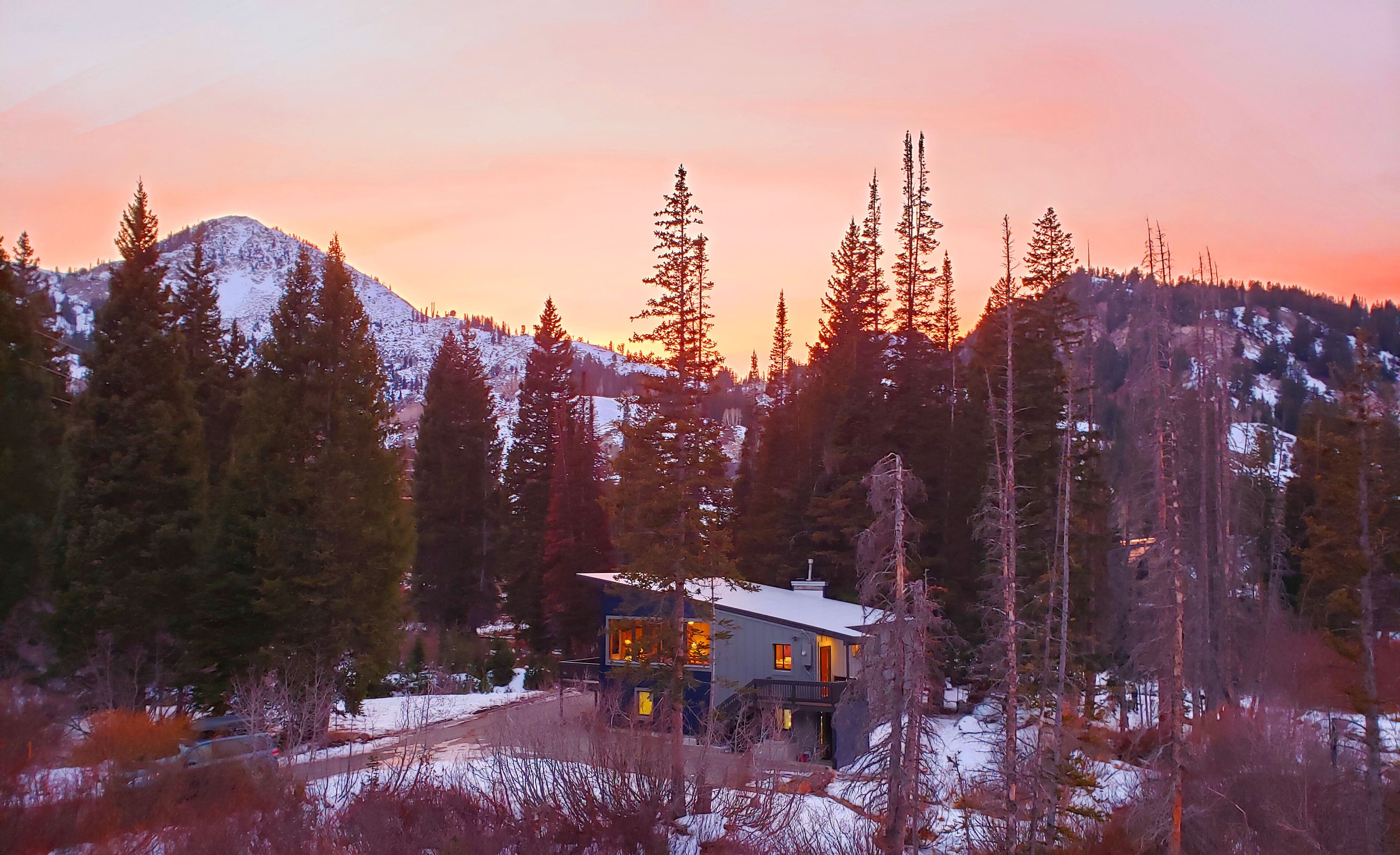 المنشأة من الخارج