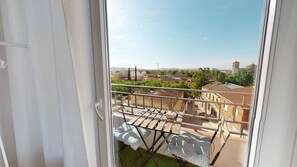 Apartemen Keluarga | Pemandangan dari kamar