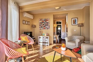 Televisión de pantalla plana 