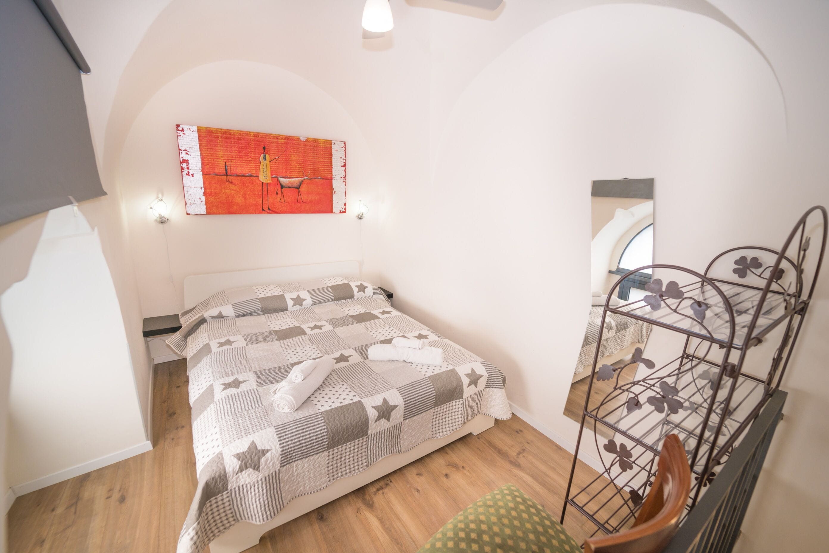 1 chambre, fer et planche à repasser, Wi-Fi gratuit, draps fournis