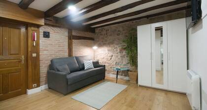 LUXURY IN OLD TOWN NEAR BEACH - by SanSebastianApartments.es