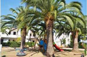 Außen-Kinderspielplatz