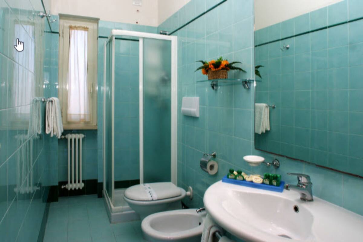 basic apartment, 1 bedroom, kitchenette | bathroom | shower, bidet