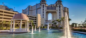 Gorgeous 3rd Floor Oceanfront Condo at North Beach Resort & Villas