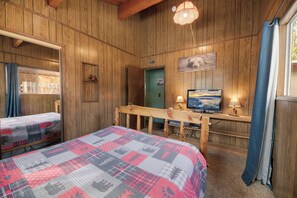 3 Schlafzimmer, Schreibtisch, kostenloses WLAN, Bettwäsche