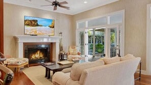 Smart TV, fireplace, DVD player