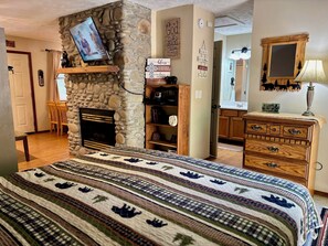 1 bedroom, iron/ironing board, Internet, bed sheets