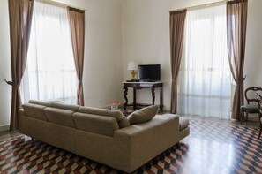 TV, DVD player, books, music library
