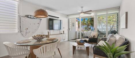 TV, Netflix, streaming services