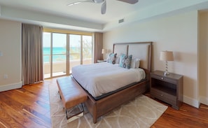 4 habitaciones, escritorio, tabla de planchar con plancha y wifi gratis 