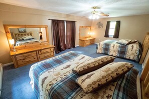 8 Schlafzimmer, Bügeleisen/Bügelbrett, WLAN, Bettwäsche