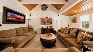 Smart TV, reproductor de DVD y estéreo 