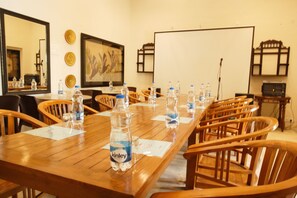 Property amenity - Hotel Villa Highnest - Sriperumbudur (Sriperumbudur)