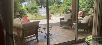 Unique!!! Villa on Croisette with seaside garden (Port Canto)