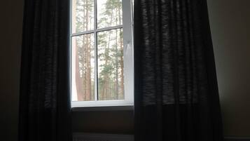 Työpöytä, vauvansängyt, lisävuoteet, ilmainen Wi-Fi