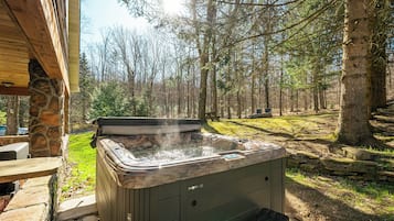 Baignoire à remous extérieure