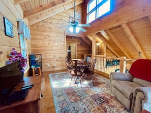 TV, fireplace - Stunning 2 bedroom with a hot tub and fireplace with neighborhood pool! (SEVIERVILLE)