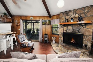 Smart TV, chimenea y servicios de streaming 