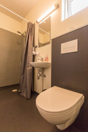 Bathroom - Holiday House 5 Magnificent View (Kirkjubæjarklaustur)