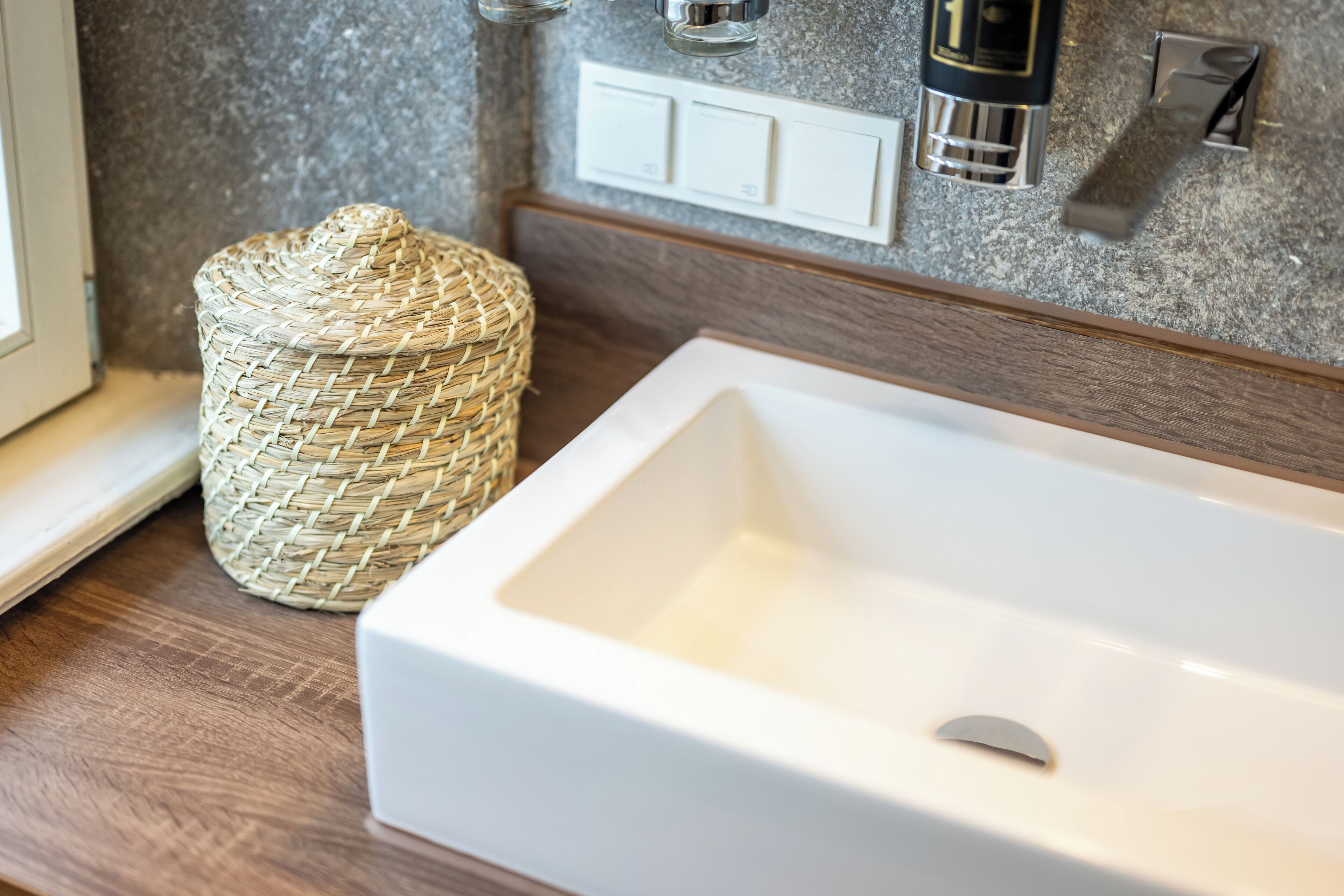 double room, private bathroom | bathroom | shower, hair dryer, towels, soap