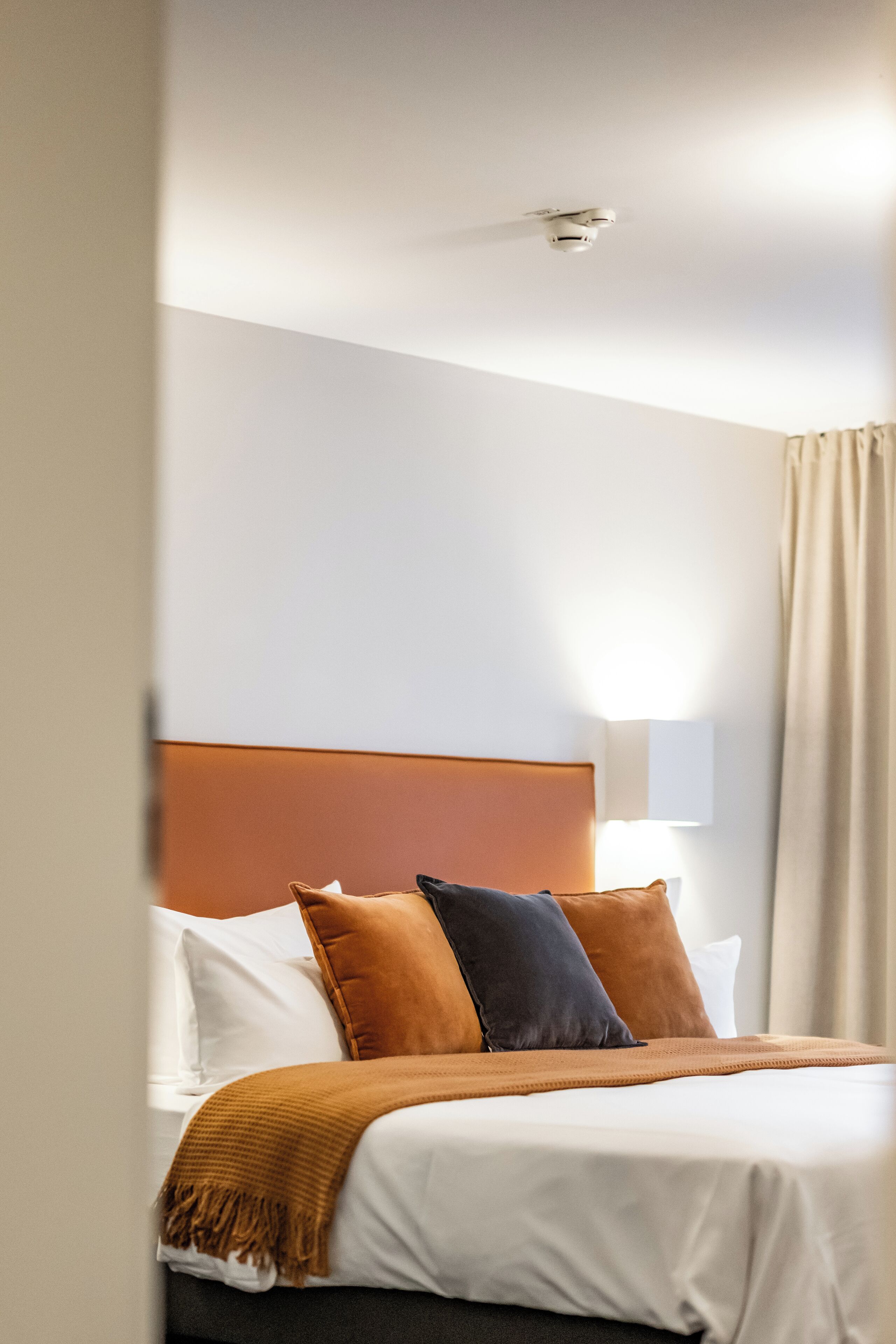 double room, private bathroom | 1 bedroom, blackout curtains, free wifi, bed sheets