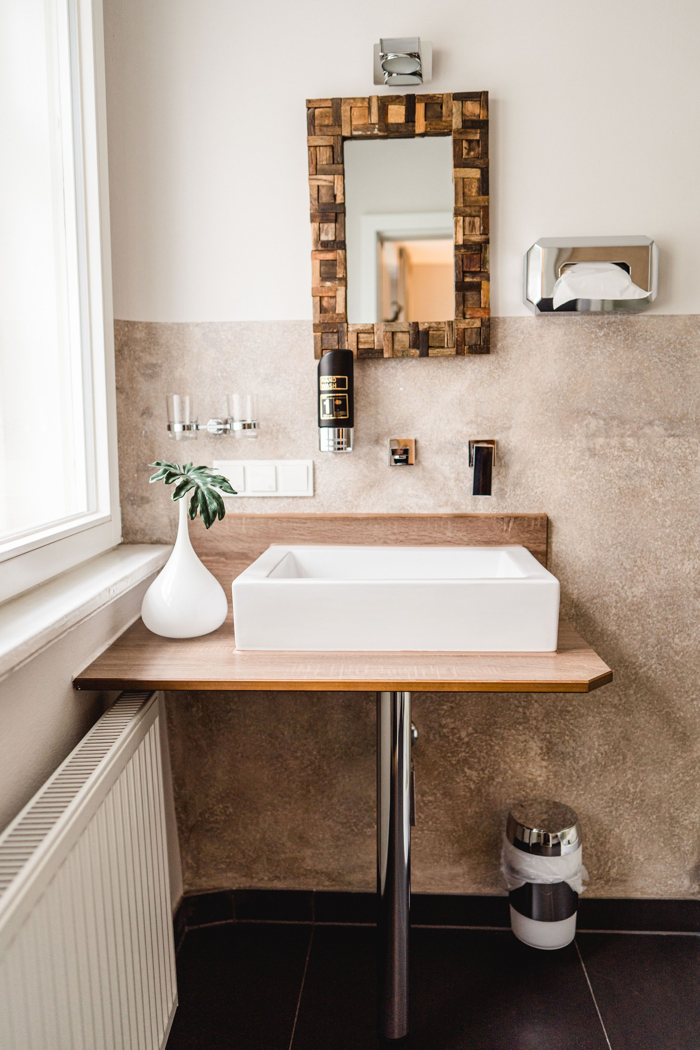 double room, private bathroom | bathroom | shower, hair dryer, towels, soap