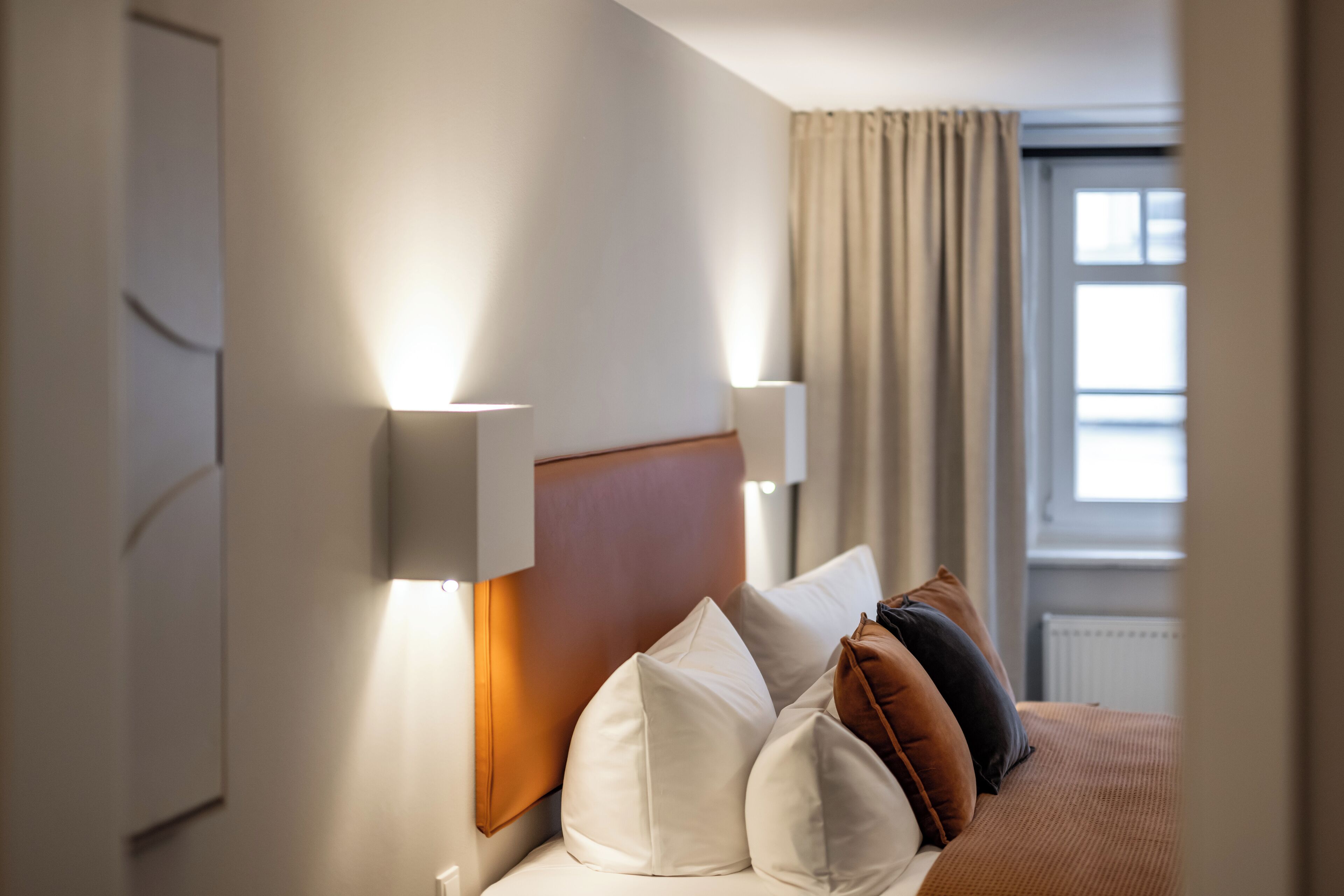 double room, private bathroom | 1 bedroom, blackout curtains, free wifi, bed sheets