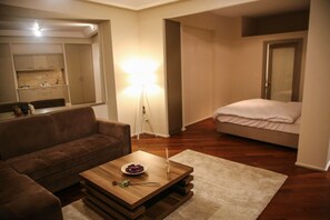 TV, pay movies - Pera City Suites (Istanbul)