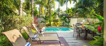**THE CONTENTED CRANE @ OLD TOWN** Home & Pool Near Duval + LAST KEY SERVICES...