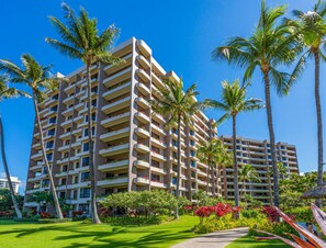 Exterior - Beautiful Remodel Partial Ocean View - Kaanapali Alii #2104 (Lahaina)