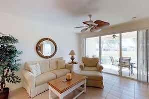 TV - Desirable Gated Community, Country Club Lifestyle! Ground Floor, Pool, Tennis, Social Membership! (Fort Myers)