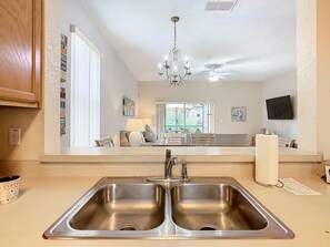 Interior - Regal Oaks Getaway: 4BR Home Close to Disney & Old Town (Kissimmee)