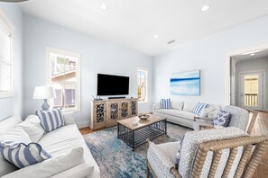 Smart-tv, tv-spel och en stereo