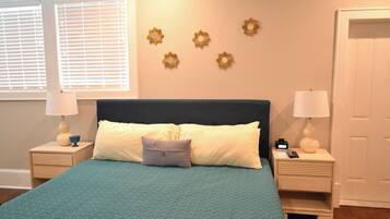 Upstairs King Bedroom