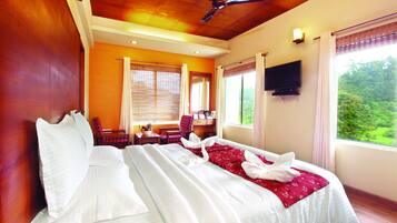 Habitación Deluxe, 1 cama de matrimonio grande | 1 dormitorio, sábanas de algodón egipcio, ropa de cama de alta calidad