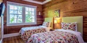 3 habitaciones, escritorio, tabla de planchar con plancha y wifi gratis 