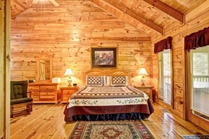 1 bedroom, iron/ironing board, free WiFi, bed sheets - Spacious one bedroom in the mountains with POOL TABLE and a HOTTUB! (Sevierville)