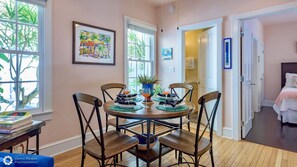 Dining - **VILLA CUBANA @ OLD TOWN** Comfy Cottage Near Duval + LAST KEY SERVICES... (Key West)