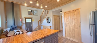 The Cedars Country Cottage