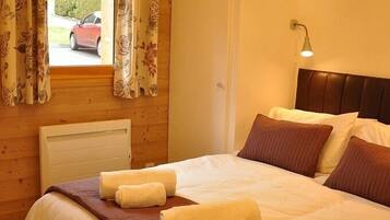 2 chambres, fer et planche Ă repasser, Wi-Fi gratuit, draps fournis